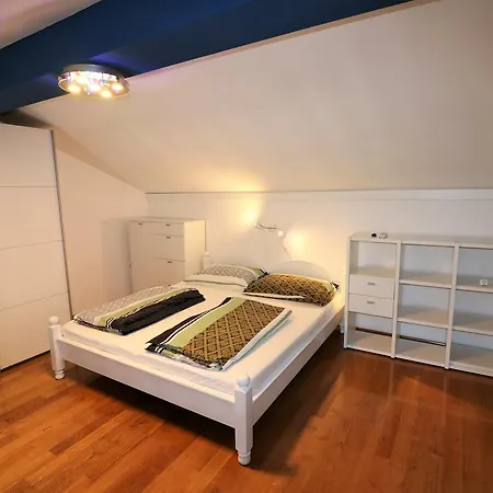 Center Apartamento *