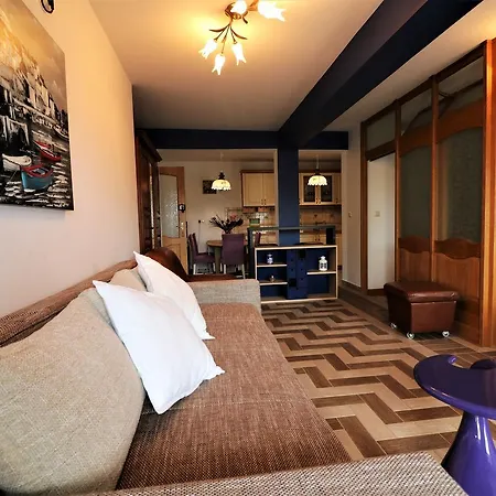 Apartment Center *