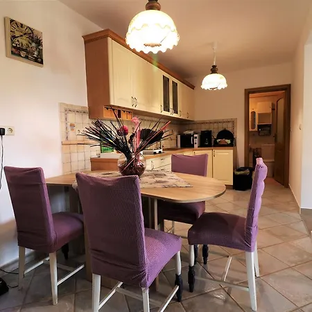 Center Apartment